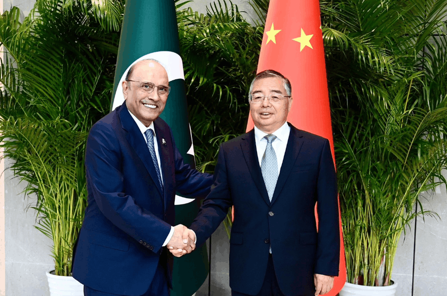 President Asif Ali Zardari met Li Shulei, Member of the Political Bureau & Minister of the Publicity Department of the CPC Central Committee, in Chengdu on Sep 13, 2025. (Photo: X/@PresOfPakistan)